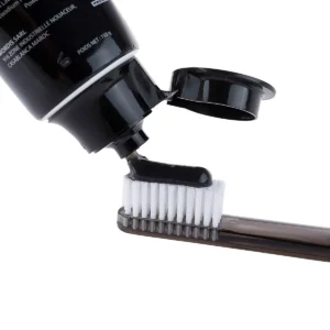 DENTIFRICE CHARBON AVEC BROSSE À DENTS 150G